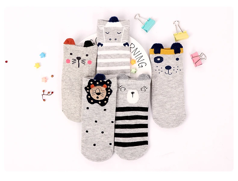 5Pairs Spring New Arrivl Women Cotton Socks Gray Gray striped Cartoon Lion Cute Ankle Socks Casual Animal Ear Gril Socks 35-40