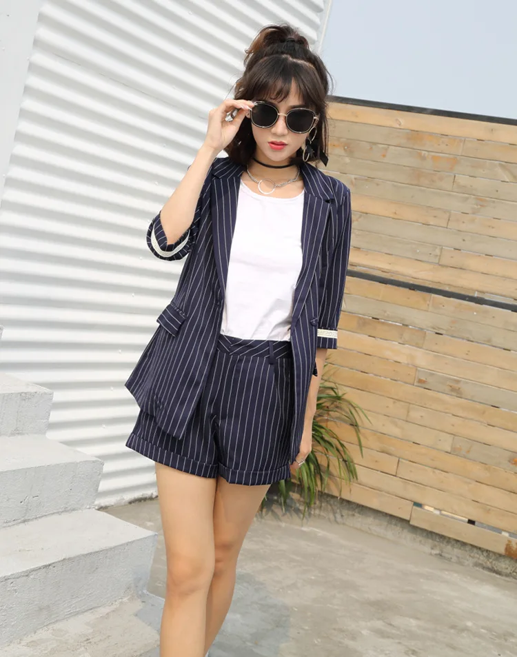 Set female 2018 summer new style casual seven sleeves striped suit + shorts fashion two-piece suit temperament elegant suit