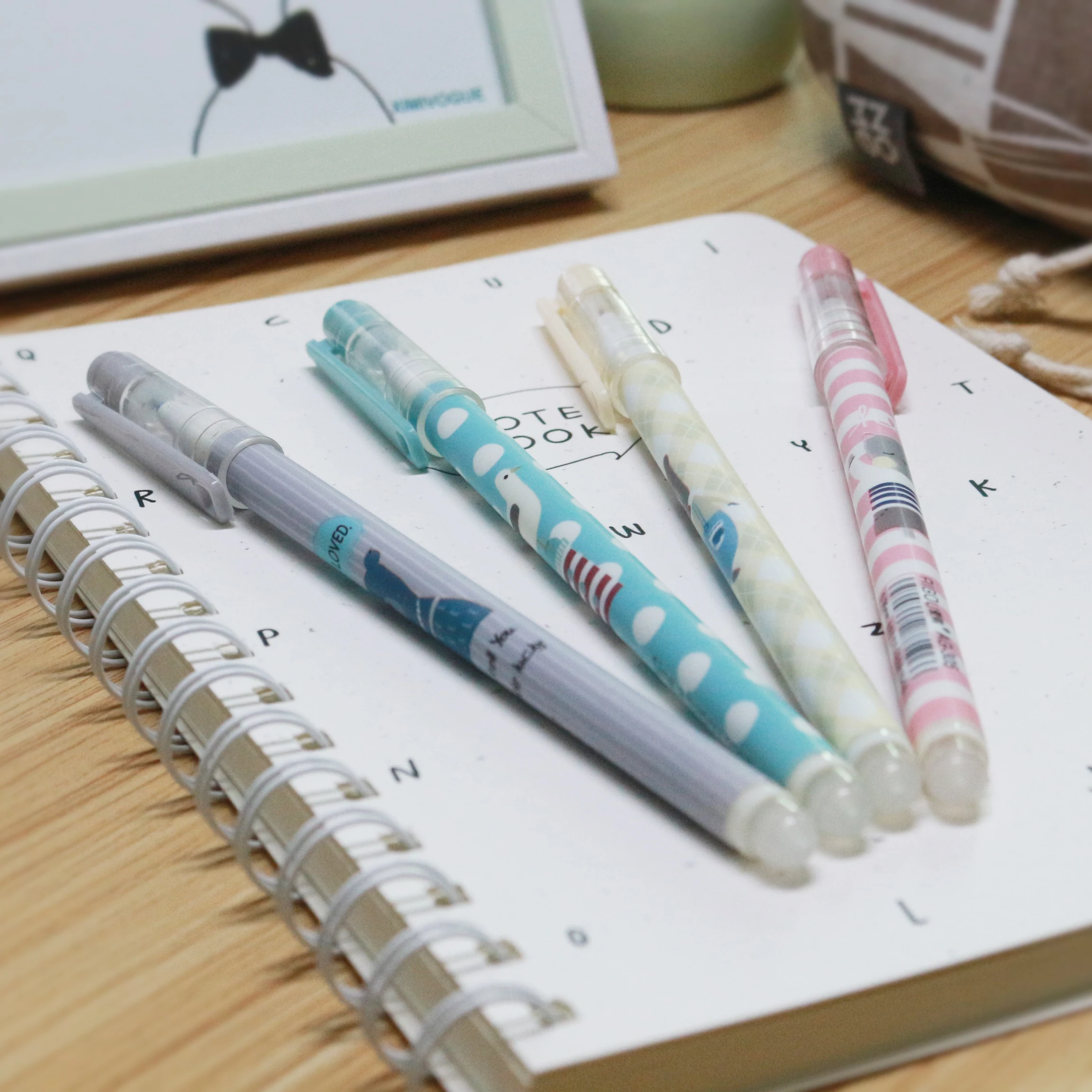 

4Pcs Animal Erasable Gel Pen School or Office Supplies