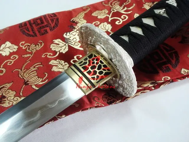 

Clay tempered sanmai folded steel blade japanese wakizashi katana sharpened