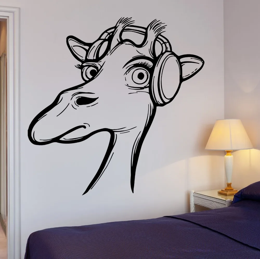 

Free Shipping Wall Decal Headphones Giraffe Decor Sticker For Bedroom Art Vinyl Mural Decoration Kids Room WallpaperF-57
