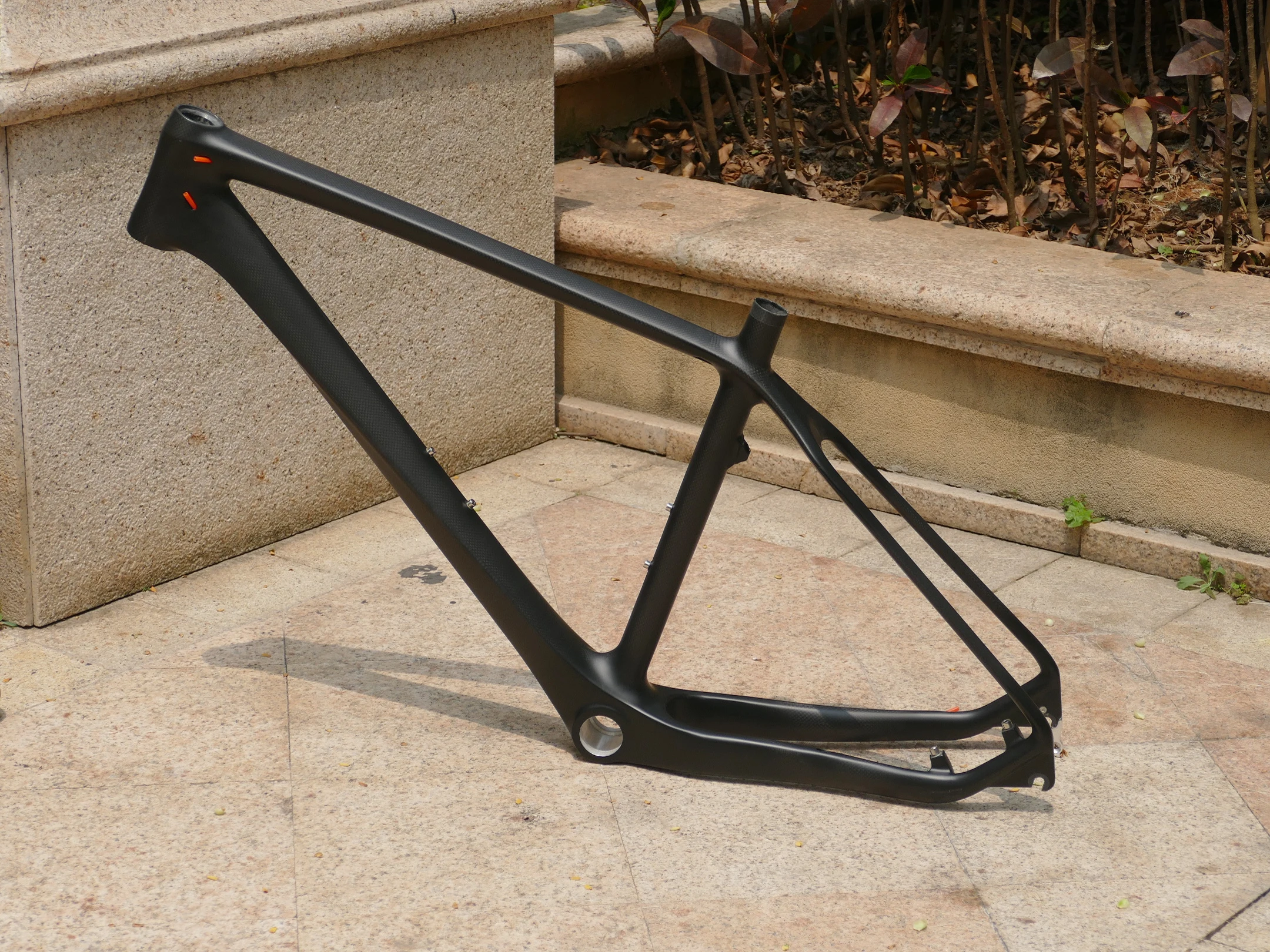 

2019" Brand New Full Carbon Matt Glossy 26ER Mountain Bike Bicycle MTB Frame 18" Frame QR 135*9mm