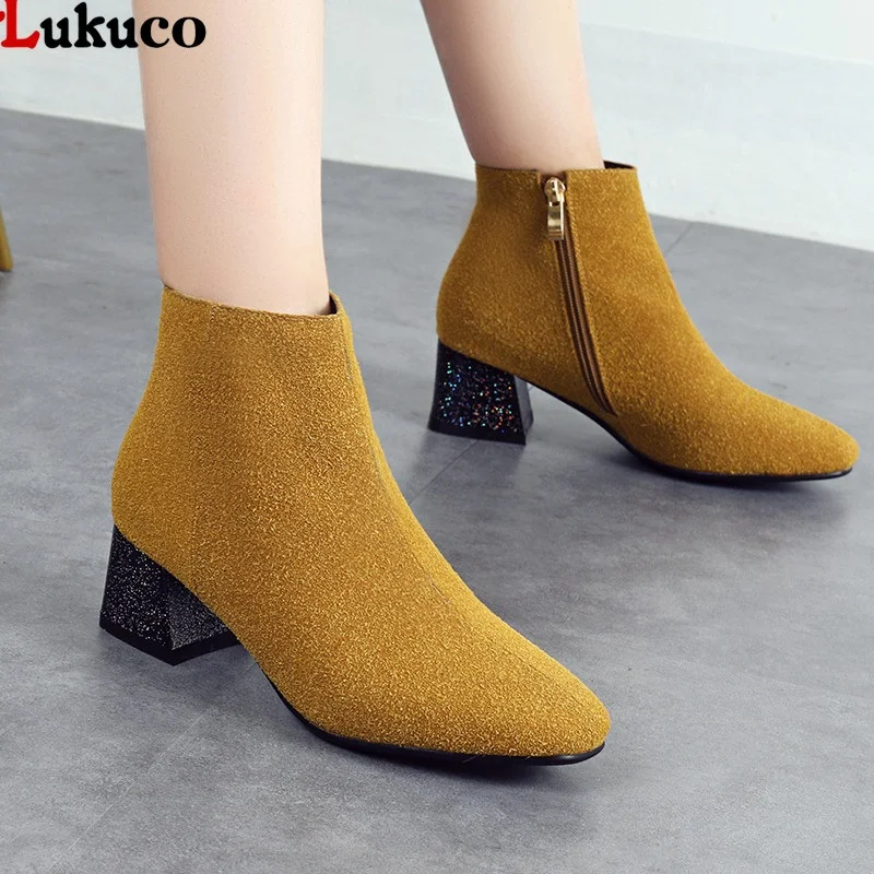 

2019 Women Ankle Boots Autumn Winter Shoes Zip Design Big Large Size 34-48 Flock Leather Medium High Heel Ankle Boots Mujer Shoe