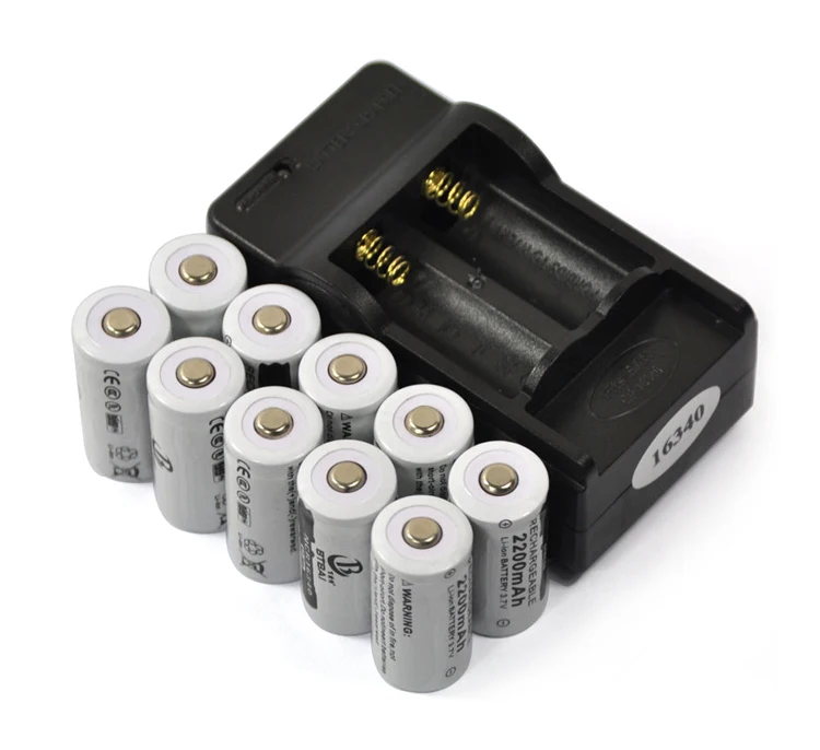 Günstig 10 STÜCKE 3,7 V 2200 mAh 16340 CR123A Li Ion Akku + 1 STÜCKE steckplätzen Reise Ladegerät für Taschenlampe lithium Batterie