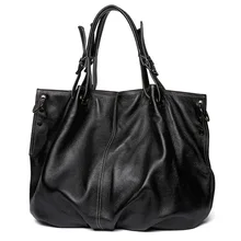 Korean version Fashion dumpling type Genuine Leather men's bag black lychee pattern large capacity shoulder Messenger bag