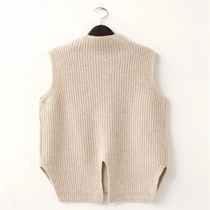 Autumn and winter high collar large size female wool vest Korean version of the sleeveless loose thick knit vest short pullover Autumn and winter high collar large size female wool vest Korean version of the sleeveless loose thick knit vest short pullover