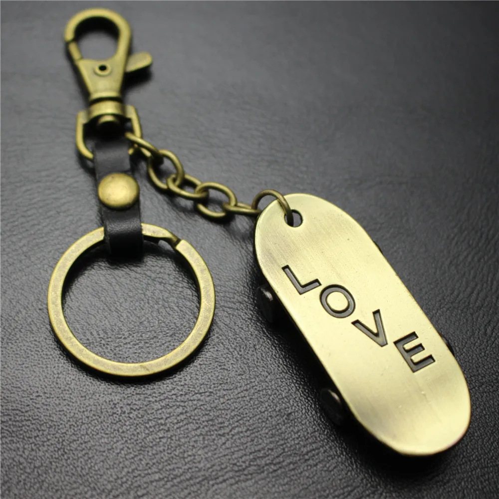 

Bronze Color Love's Scooter Keychain Leather Key Chain Car Key Holder Keyring Bag Hang kateboard Pendant Gift For Women men