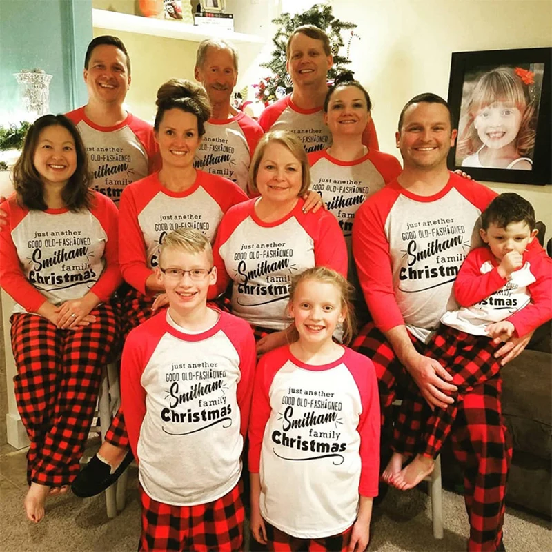 mom dad and baby matching christmas pjs