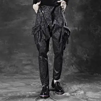 Hot 2020 new men harem pants Korean slim personality rivets dark flowers mens pencil pants stylists male casual pants Hot 2020 new men harem pants Korean slim personality rivets dark flowers mens pencil pants stylists male casual pants