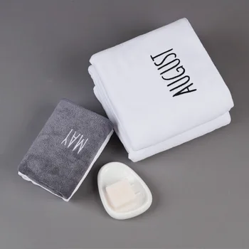 

2019 New Microfiber Bath Towel 12 months logo Super absorbent towel creative home Beach towel large Size 70x140cm