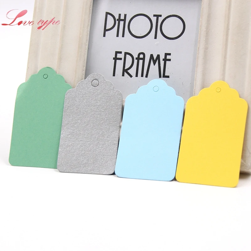 

50PCS 4 Colors Paper Tags Kraft Paper Card Tags Labels For DIY Christmas/Wedding/Party Favors Scrapbooking Kraft Gift Tags Decor