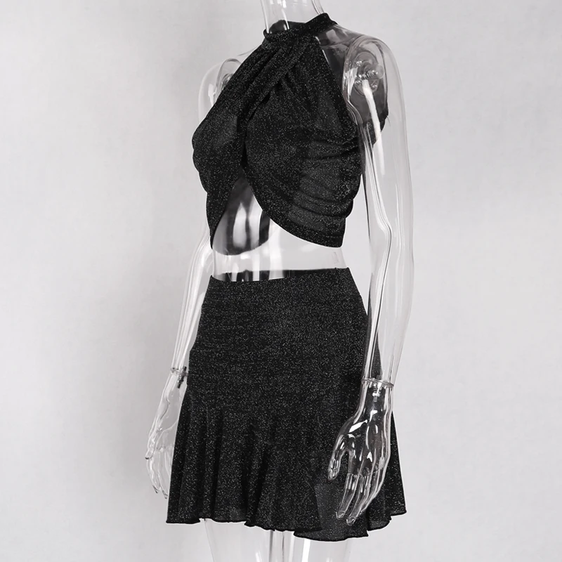 Комплект из 2 предметов сексуальные женские Холтер шеи короткий топ с открытой спиной Плиссированные перламутровые мини юбки черные мягкие эластичные Клубная весенняя одежда