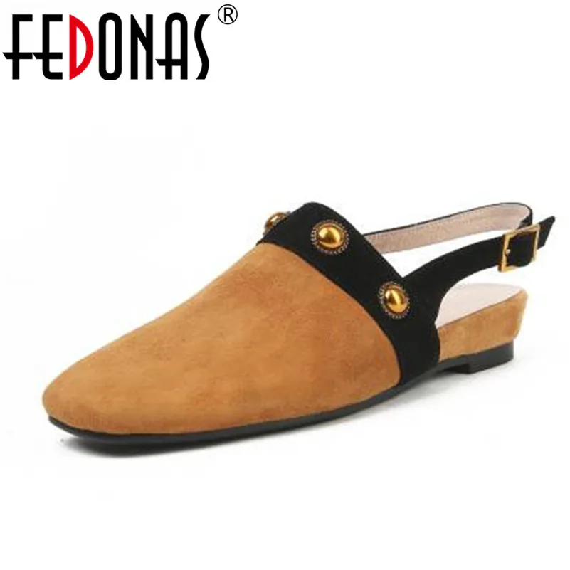 

FEDONAS Fashion Women Pumps Casual Women Square Toe Low Heels Mules Slip-on Slippers Rivets Button Leisure Retro British Pumps