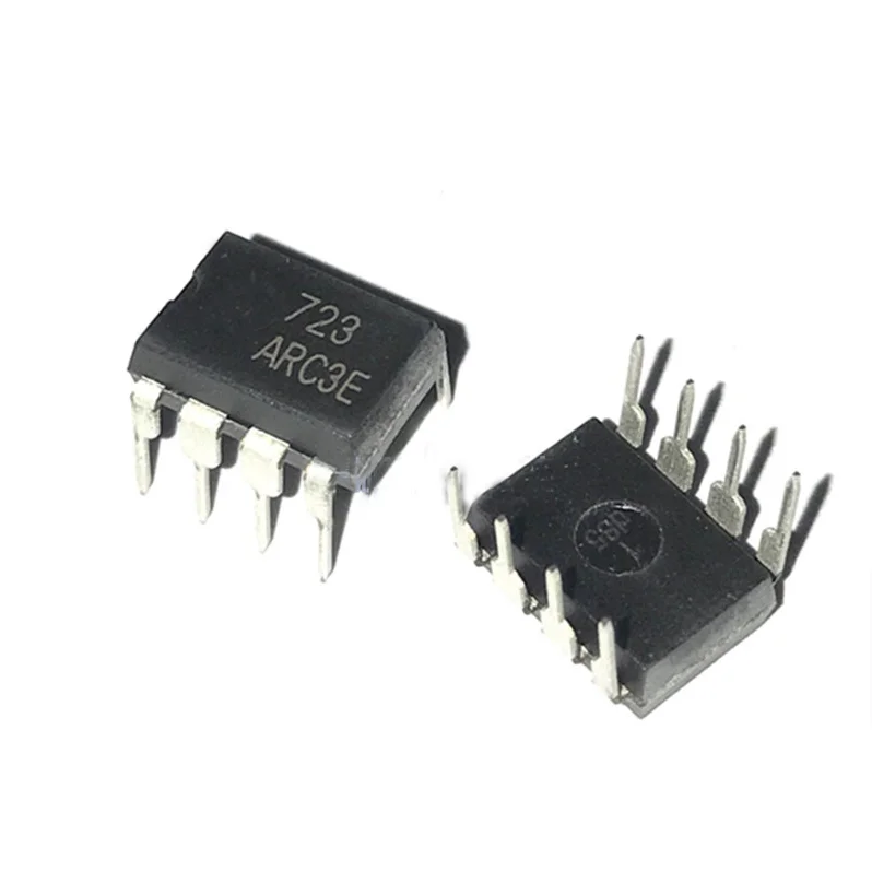 

1PCS 723 YD723 DIP-8 Power management chip IC ( Band A is not used with A.)