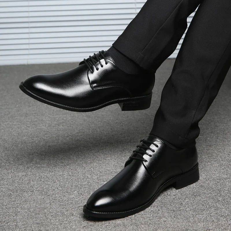 

2018 Men Wedding Shoes Microfiber Leather Formal Business Pointed Toe for Man Dress Shoes Men's Oxford Flats HH-513