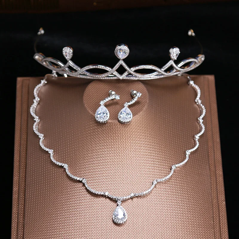 

Korean Style Fashion Jewelry Sets 3PCS Micro Inlays Cubic Zirconia Princess Tiara Crown Bridal Wedding Zircon Necklace Earrings