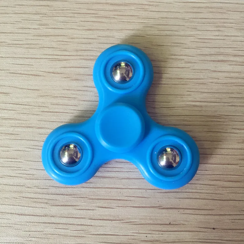 Новый Tri-блесны Непоседа игрушки ручной Spinner инъекции Формованных Нержавеющая сталь мяч figit Спиннеры анти-стресс EDC СДВГ Игрушечные лошадки