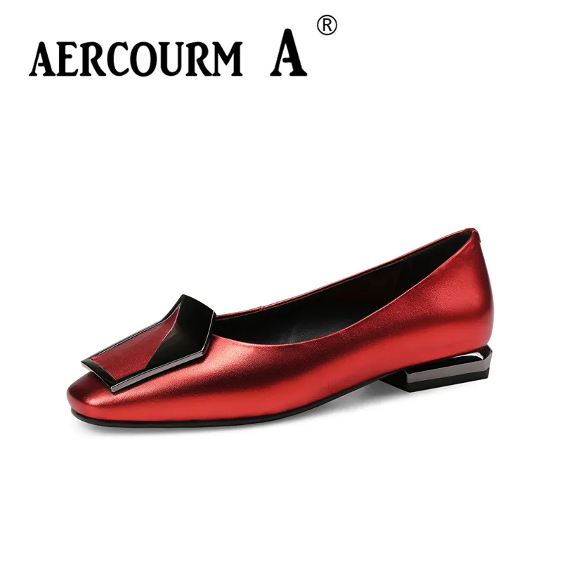 

Aercourm A 2018 Woman Low Heels Shoes Lady Metal Buckle Pumps Genuine Leather Shoes Square Head Red Black Leisure Shoes HYT825