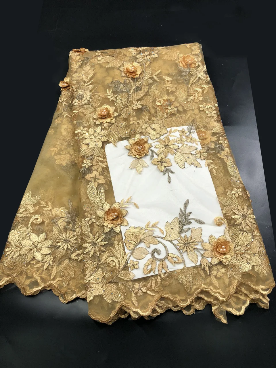 

Nigerian Lace Fabrics For Wedding 2019, African French Lace Fabric High Quality 3D Lace, Gold Lace Applique H2289