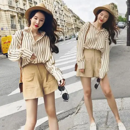 

2019 Korean Style Women Sets Clothes Pullover Turn-down Collar Striped Tops Solid Shorts Fashion 2 Piece Set Women