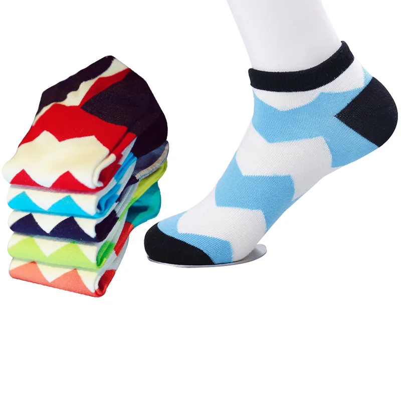 5 Pairs Men Socks Excellent Quality Colorful Wave Striped Vintage Ankle