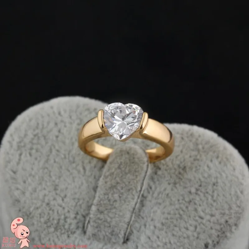 

New Arrival Wedding Bridal Jewelry Luxury Clear Heart Crystal Fashion Rings For Women Anel de casamento