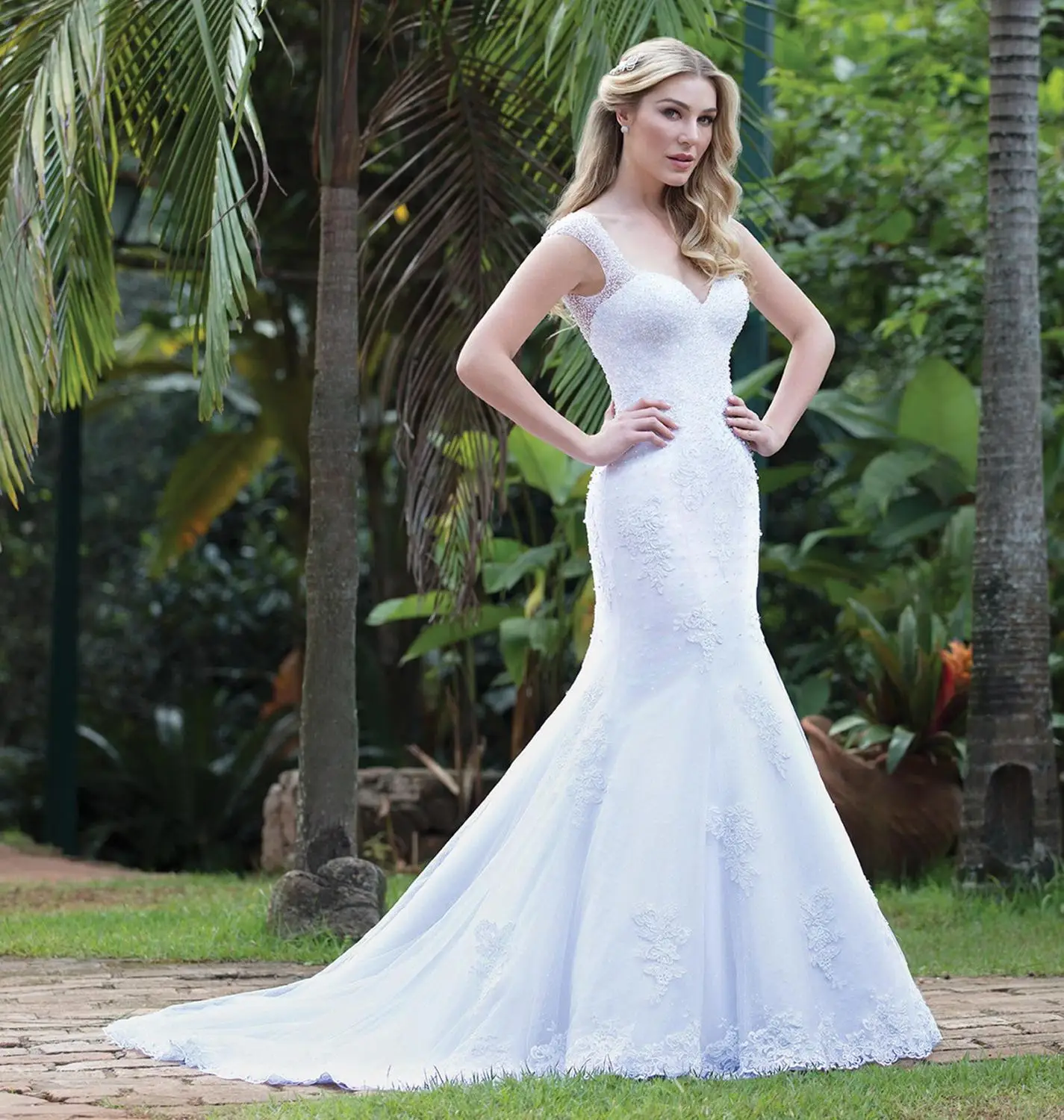 

Sexy Mermaid Crystal Beaded Sequins Tulle Lace Wedding Dresses 2019 New Design Custom Size SC10