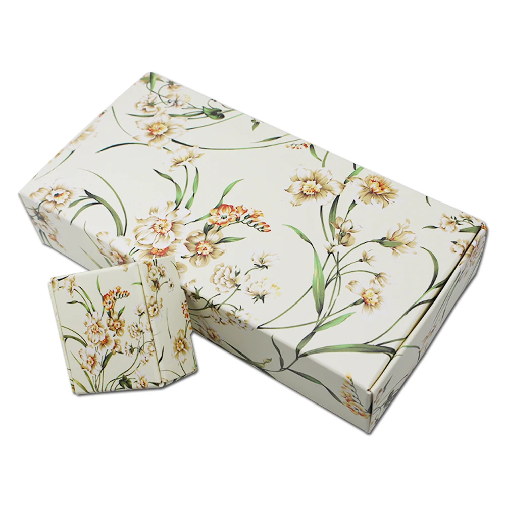 

50Pcs Flower Drawing Kraft Paper Packing Box Papercard Jewelry Retro Package Box Carton Paperboard Crafts Gifts Packaging Box