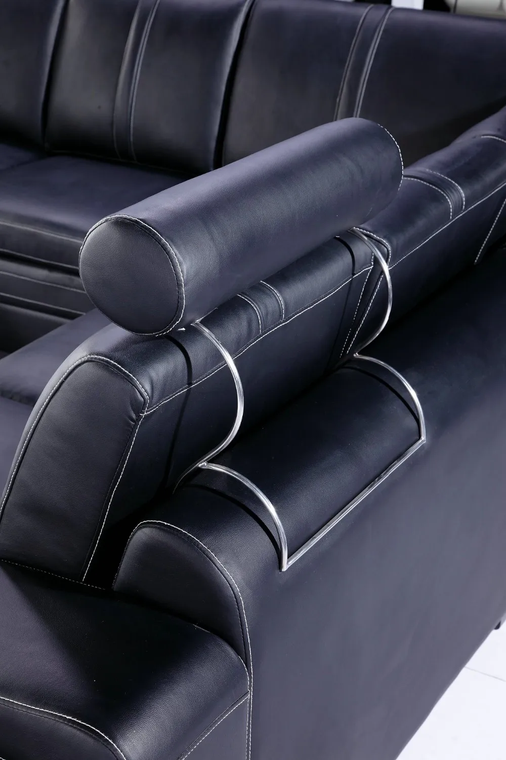 0411-AL330-5 black leather sofa