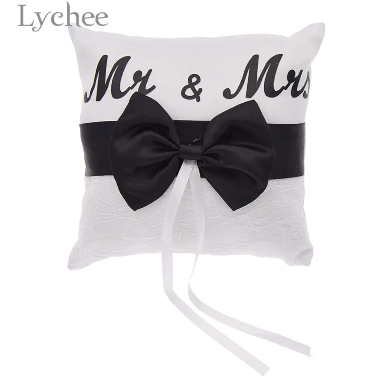 

Lychee 15cmx15cm Wedding Ring Pillow Black Bowknot Lace Ring Pillow Cushion Wedding Party Supplies