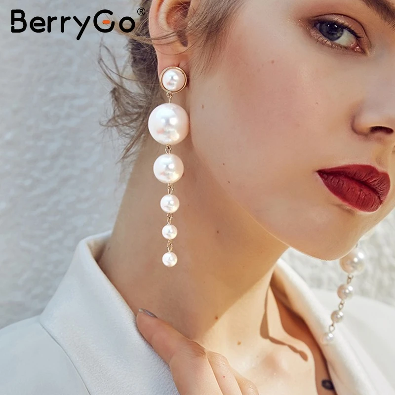 Женский аксессуар с жемчужинами BerryGo яркий для вечевечерние в уличном стиле