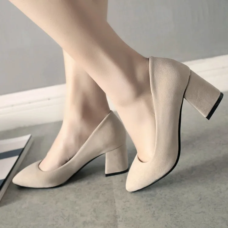 

Big Size 11 12 13 14 15 16 ladies high heels women shoes woman pumps A woman with pointed, shallow, thick heels and high heels