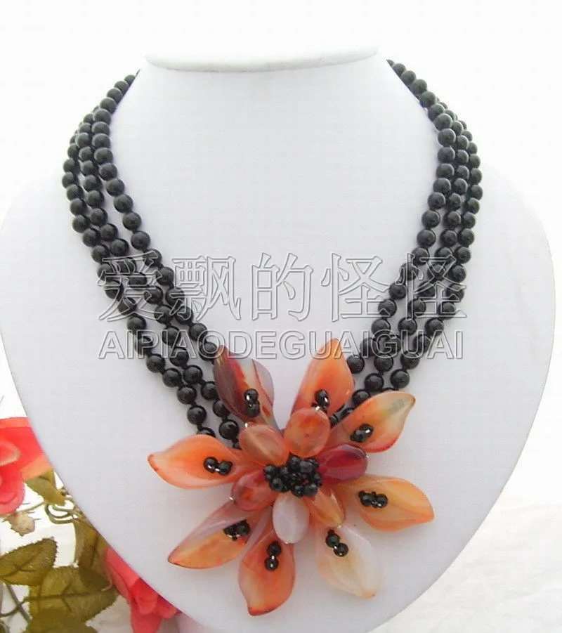 

N012937 18.5" 3Strands Onyx Red Flower Necklace