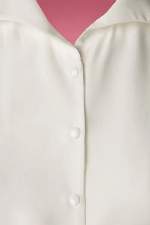  (4)