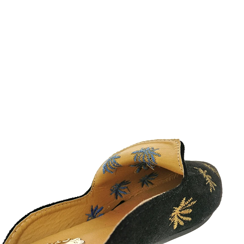 Aphixta/Женская обувь; модные тапочки в виде паука с мелкой вышивкой на низком каблуке; сезон осень; Уличная обувь с острым носком и цветочным узором; Цвет Черный