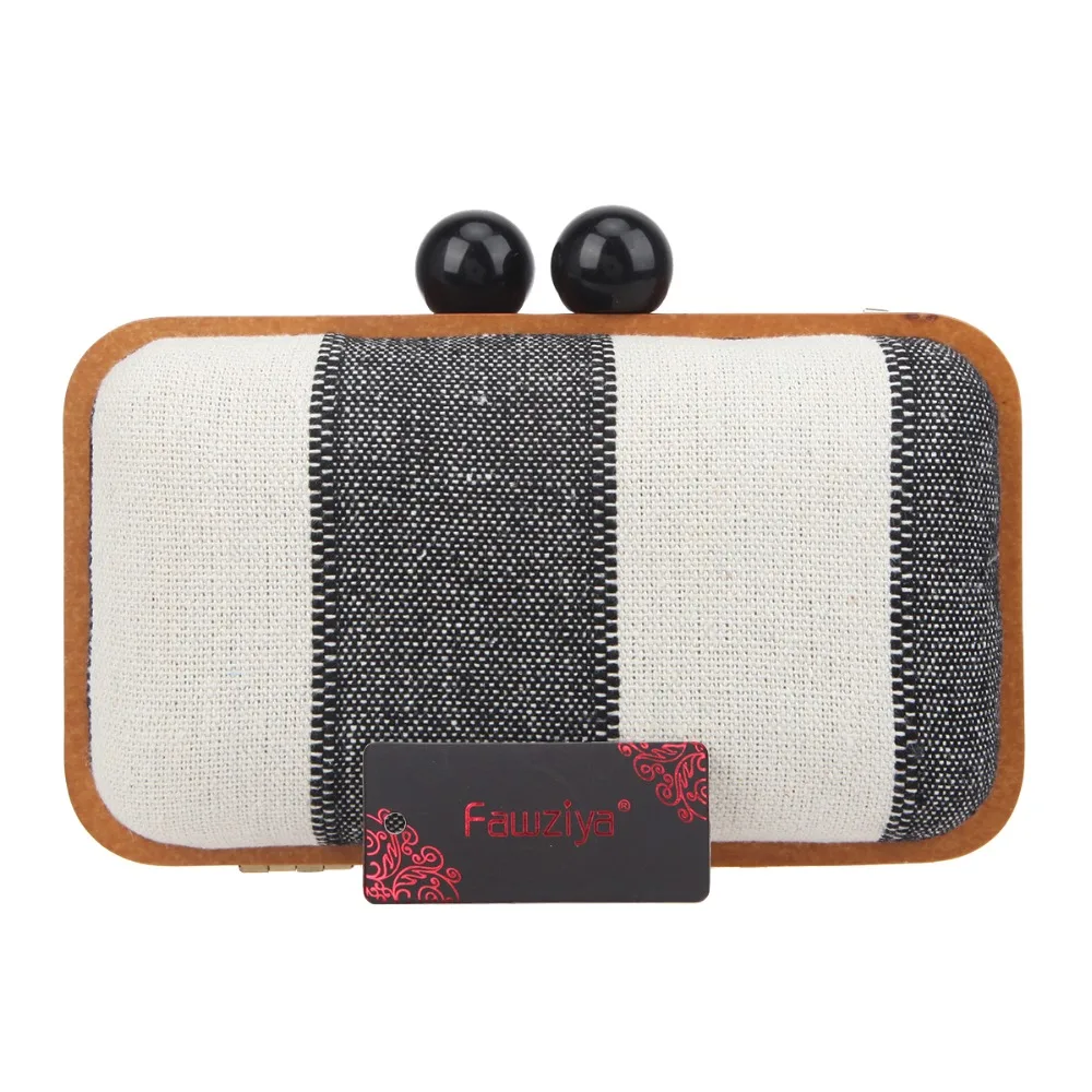 E1854-Fawziya-Owl clutch-White (2)