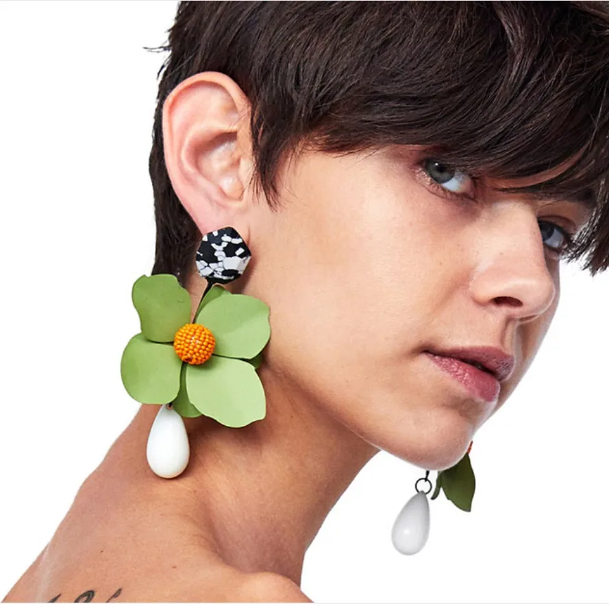 

Junlead Hot New Alloy Flower Multi Colour Earrings Drop Resin Acrylic Beads Bohemian Fancy Dangle Earring For Women Jewelry 2018