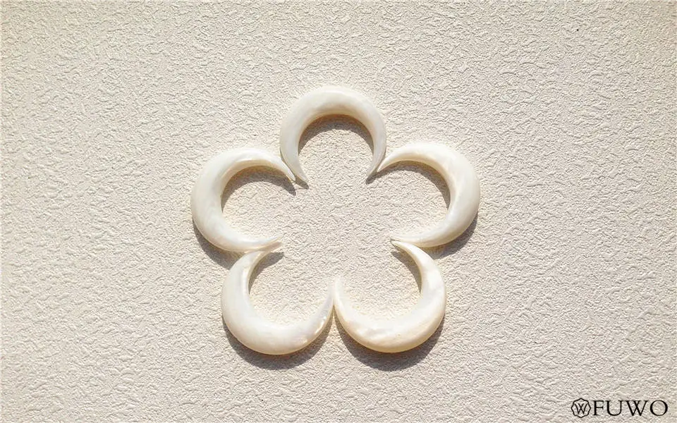 20 mm 35mm Double Horn Crescent Mother of Pearl 9