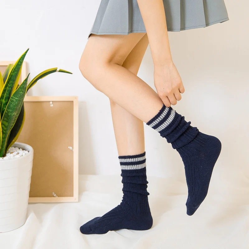 

High Quality Fashion Trend Women Pile Of Socks Solid Color Happy Sock Female Skarpetki Women Striped Cotton Keep Warm Socken