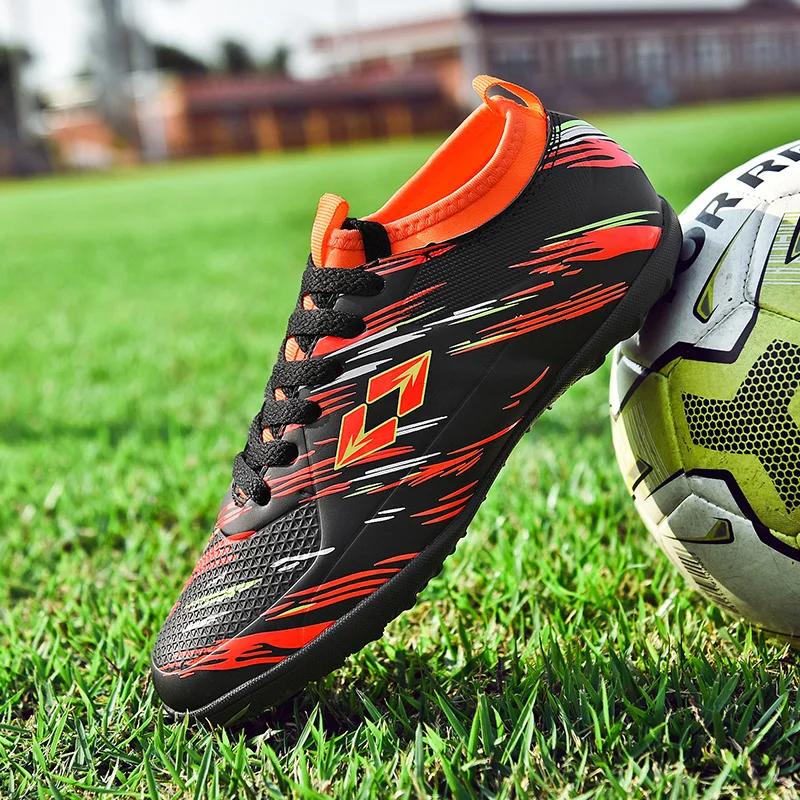 

New Arrival Adults Men's Outdoors Soccer Cleats Massage Enfant School Football Cleats Professional Kids Sneakers Max Size 44