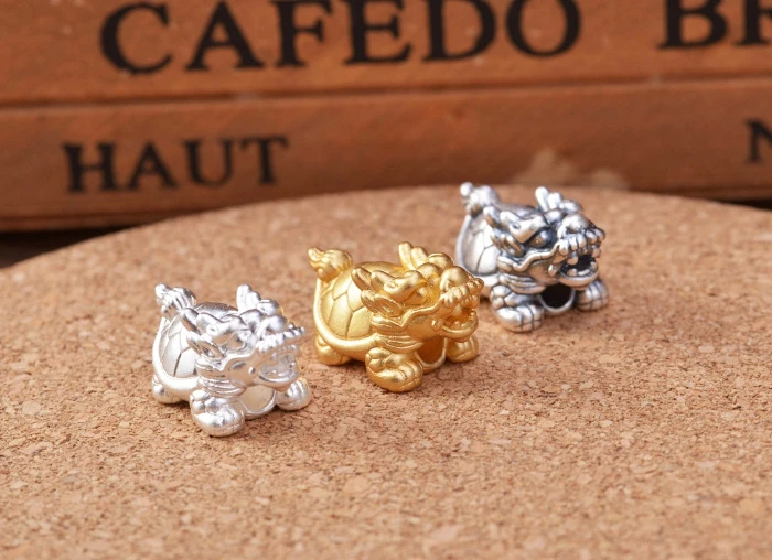 silver-turtle-bead001d