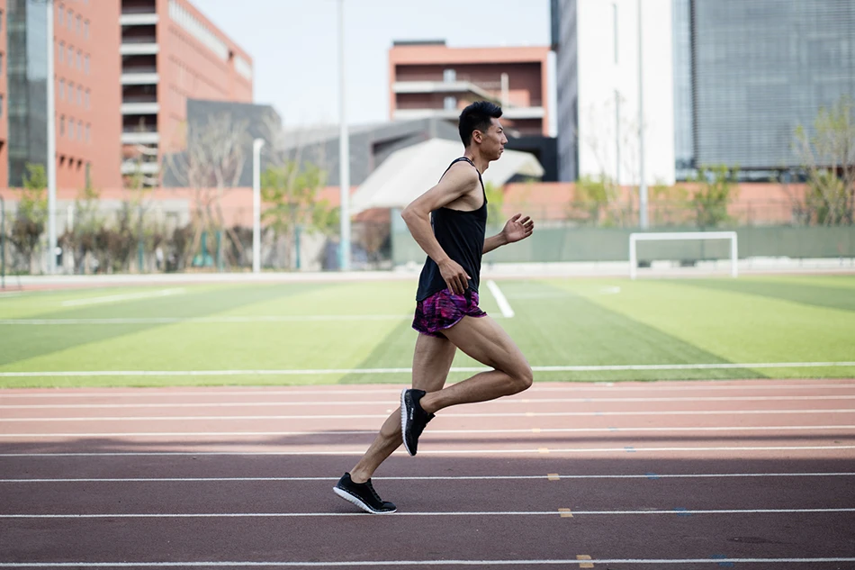 BMAI мужские шорты для бега, дышащие быстросохнущие спортивные шорты для тренировок, занятий спортом на открытом воздухе, мужские шорты