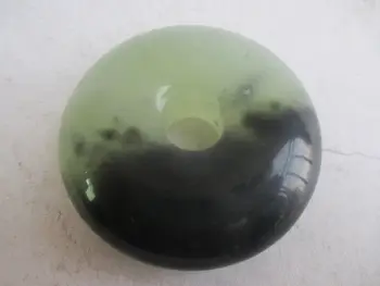 

Hetian jade carvings in ancient China, smooth peace clasp pendant