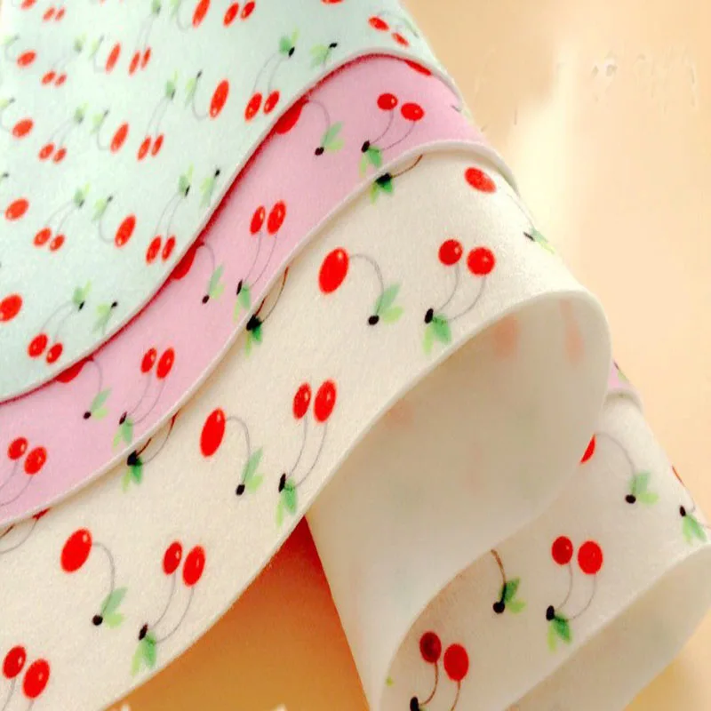 

Quality Soft 6 Designs Animal Printed Nonwoven polyester felt, 14x14cm Fieltro feltro