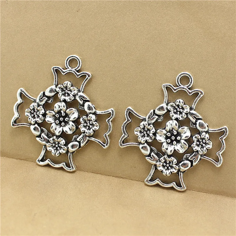 

12pcs 35*39mm flower Hollow Filigree Cross Charms Pendants Metal Zinc Alloy Trendy Jewelry Cross for Jewelry Making 3D491