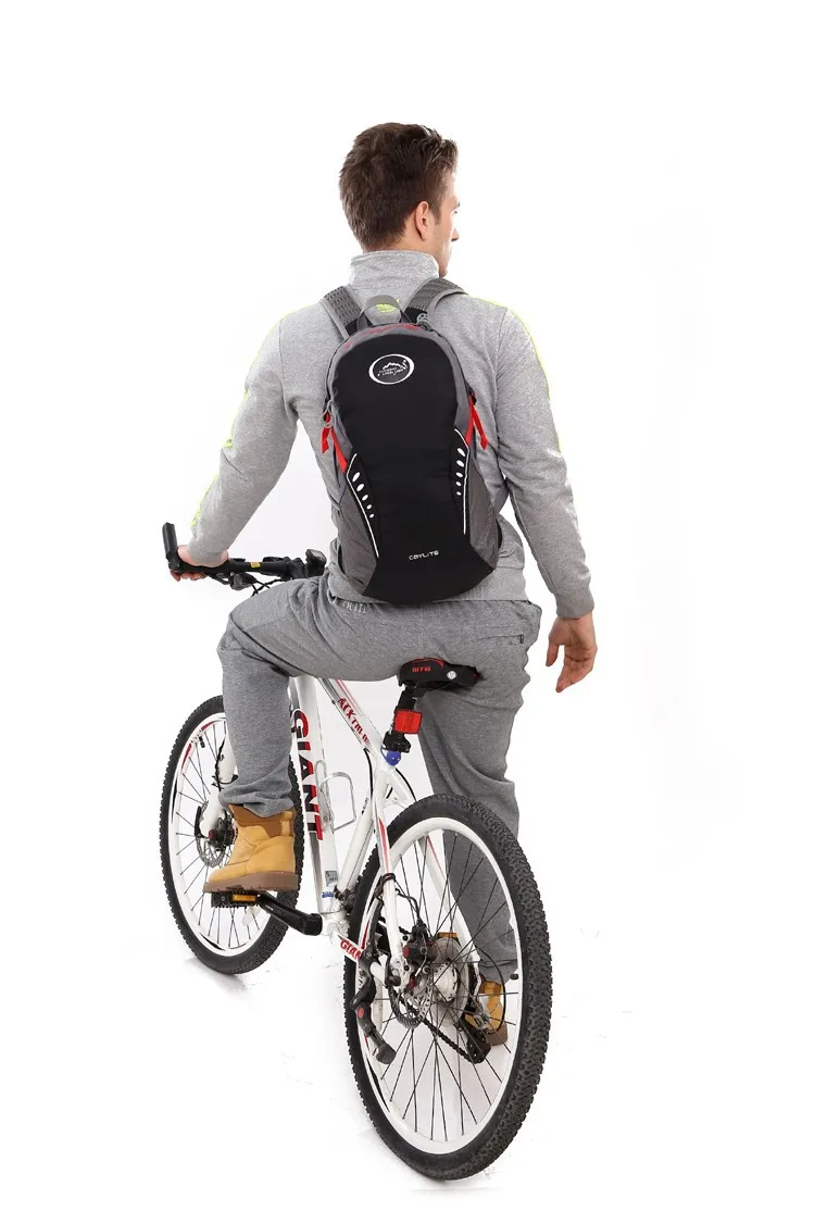 Perfect LOCAL LION Moutain Backpack Bike Packsack Road Cycling Bag Travel Running Sport Cycling Backpack+2L Water Bag 33