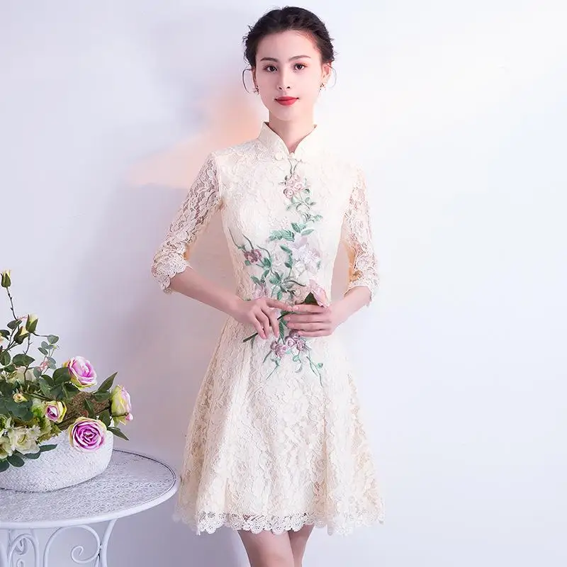 Сексуальное Мини Cheongsam Летнее традиционное китайское стильное платье женские кружевные короткие Qipao тонкие вечерние платья с пуговицами Vestido xs-xxxl - Цвет: Шампанское