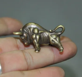 

Christmas Chinese Fengshui Bronze Stock Market Wall Street Oxen Bull Statue Amulet Pendant Halloween