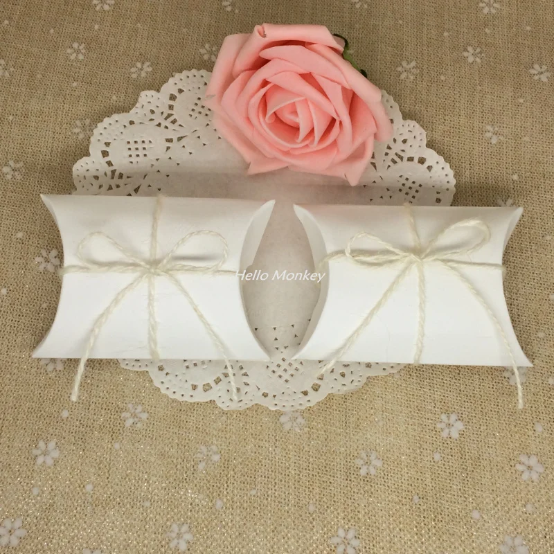 

50pcs White Pillow Box With jute ribbon Rustic Wedding Favor gifts wedding gifts for guestsy Baby Shower Souvenirs Candy Box