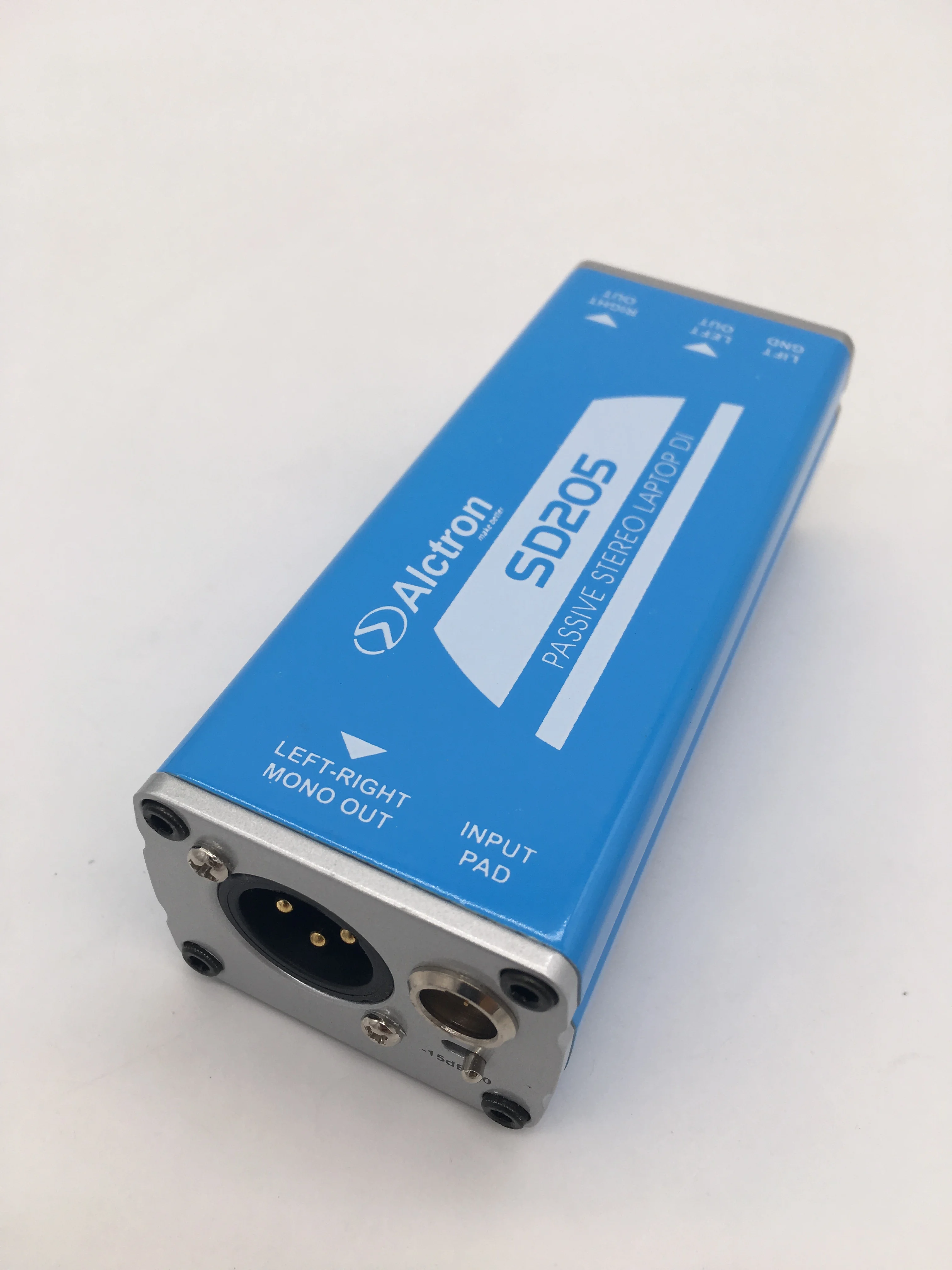 

Alctron SD205 passive direct box, stereo DI box convert unbalanced to balance audio signal processor, passive stereo laptop DI